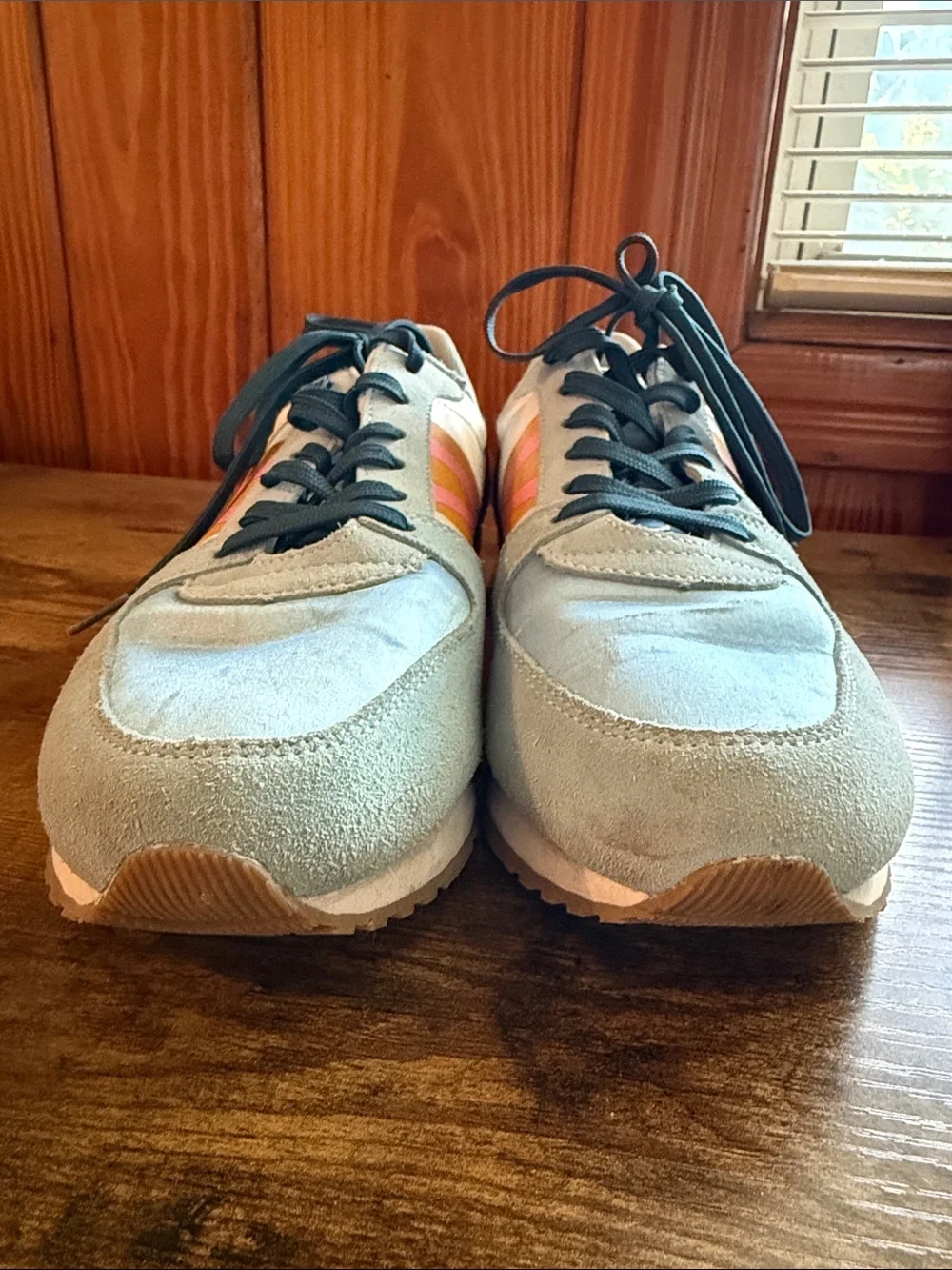 Tretorn Layola 2.0 Light Blue Retro Women’s Size 8.5 Striped Sneakers